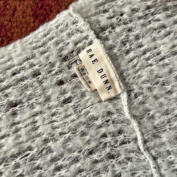 Rae‎ Dunn Infinity Scarf - Picture 2 of 2